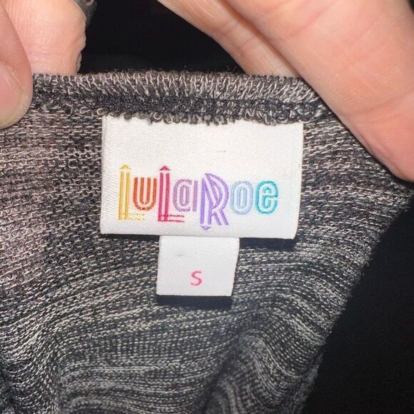 Gorgeous heathered gray Lularoe Joy S lagenlook layered long vest - Picture 3 of 3